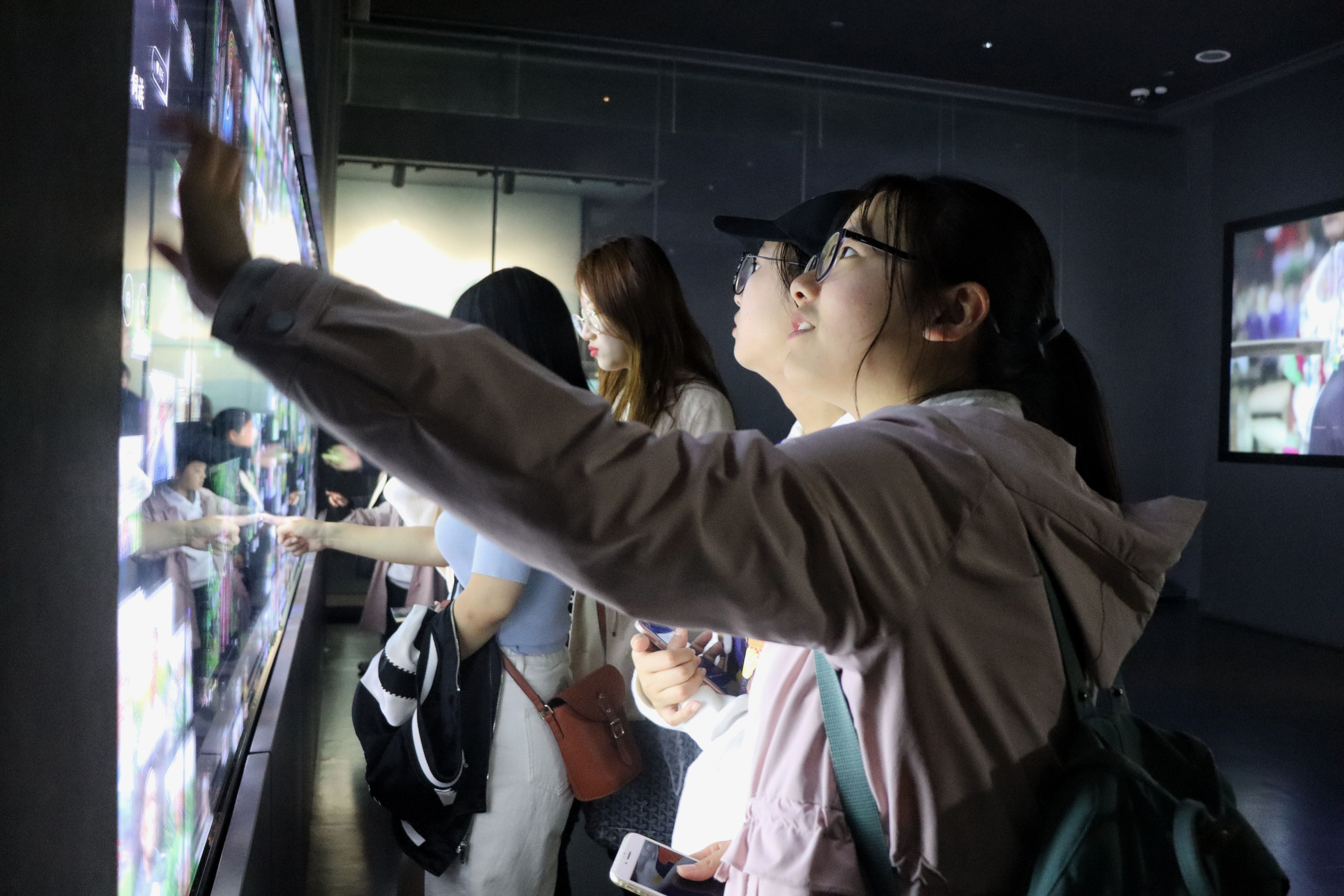 4dccf68b5a12403bb61af5ad75a56953.jpg 4dccf68b5a12403bb61af5ad75a56953.jpg