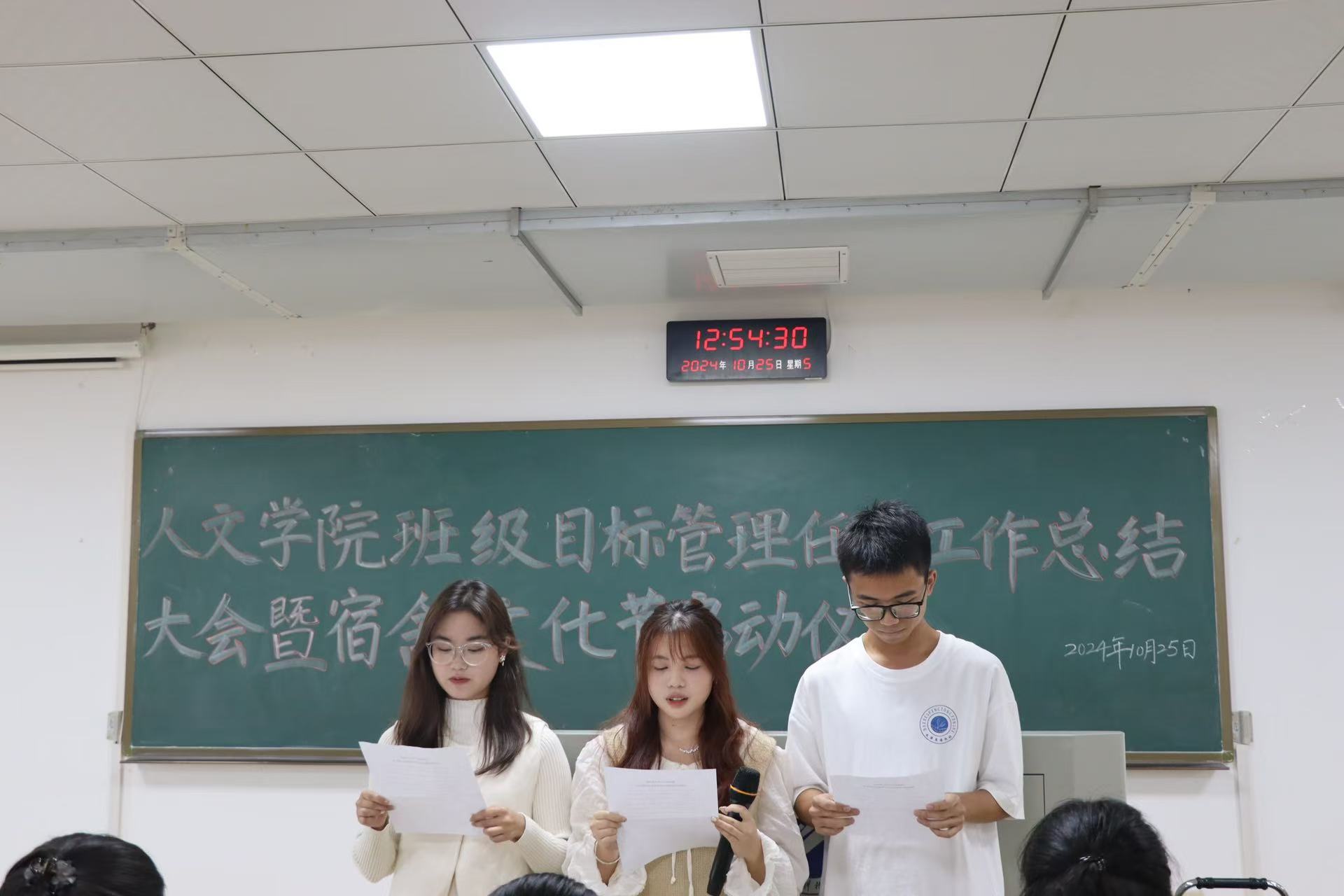 157b7c0e885c4aafb8c8b9182c03d3d6.jpg 157b7c0e885c4aafb8c8b9182c03d3d6.jpg