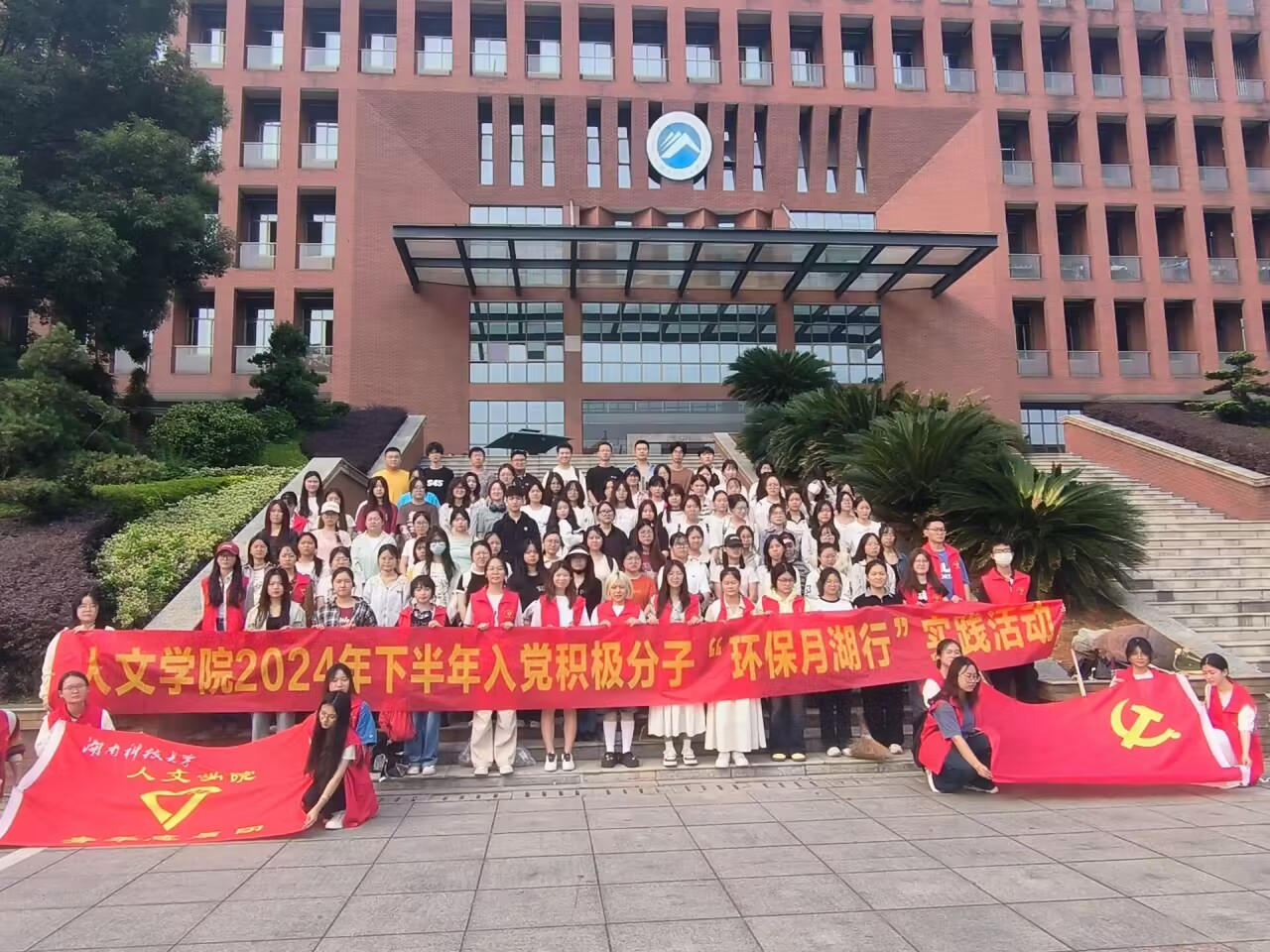 cf8bdc63bf15458abb949da32ede587b.png cf8bdc63bf15458abb949da32ede587b.png